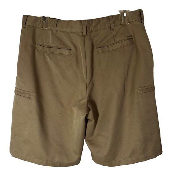 IZOD Golf Men's Shorts With 6 Pockets 2 with Zippers Beige Size 38 - Picture 2 of 8